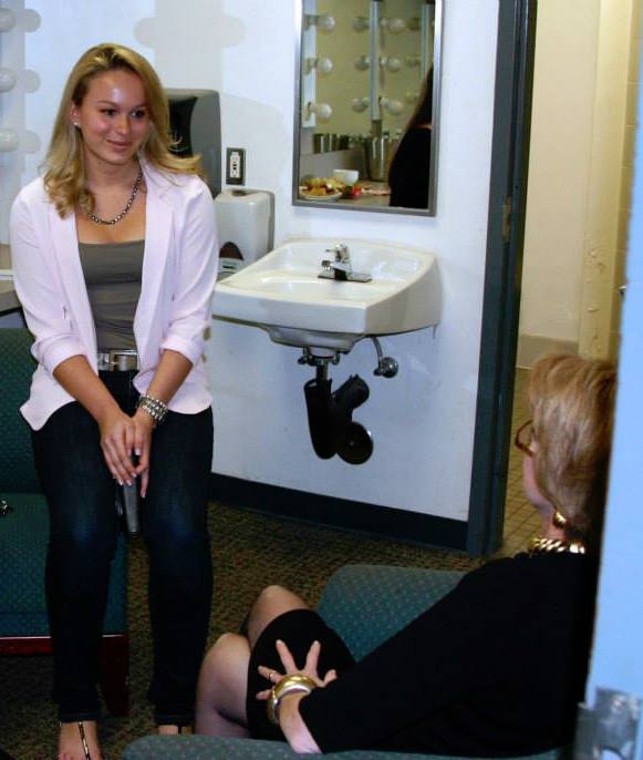 10410225_591454554325117_562677549012537948_n-19cjbqk